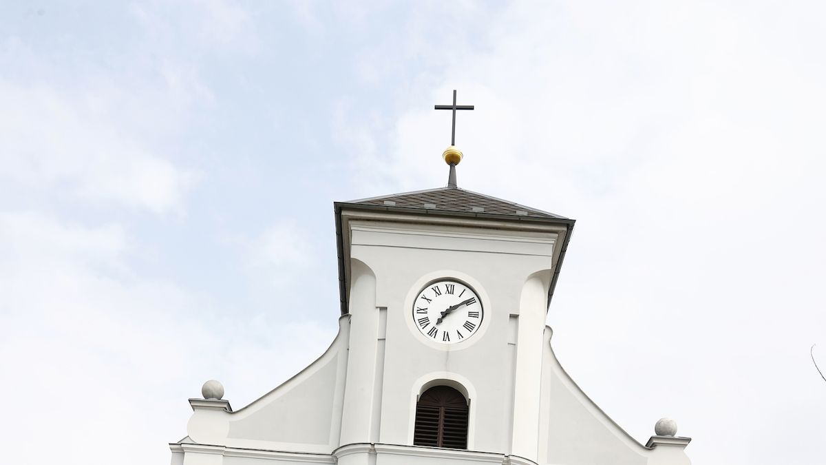 Kněz na Slovensku zneužíval 13letou dívku. Dostal podmíněný trest